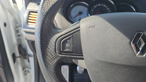 Renault Megane RS 2.0 265.0 - N/A – 2015 – 144965 km – Essence – Boîte Manuelle — photo 27