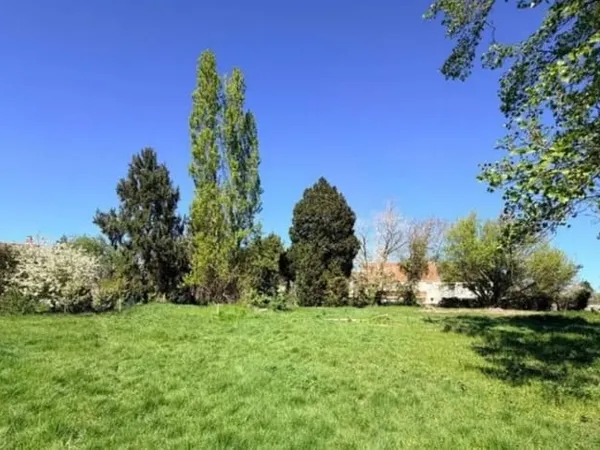Terrain 2600 m²