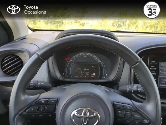 Toyota Aygo X 1.0 vvt-i 72ch dynamic s-cvt my23 — photo 13