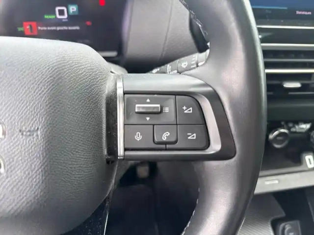 Citroën C4 e- 136 ch automatique — photo 19