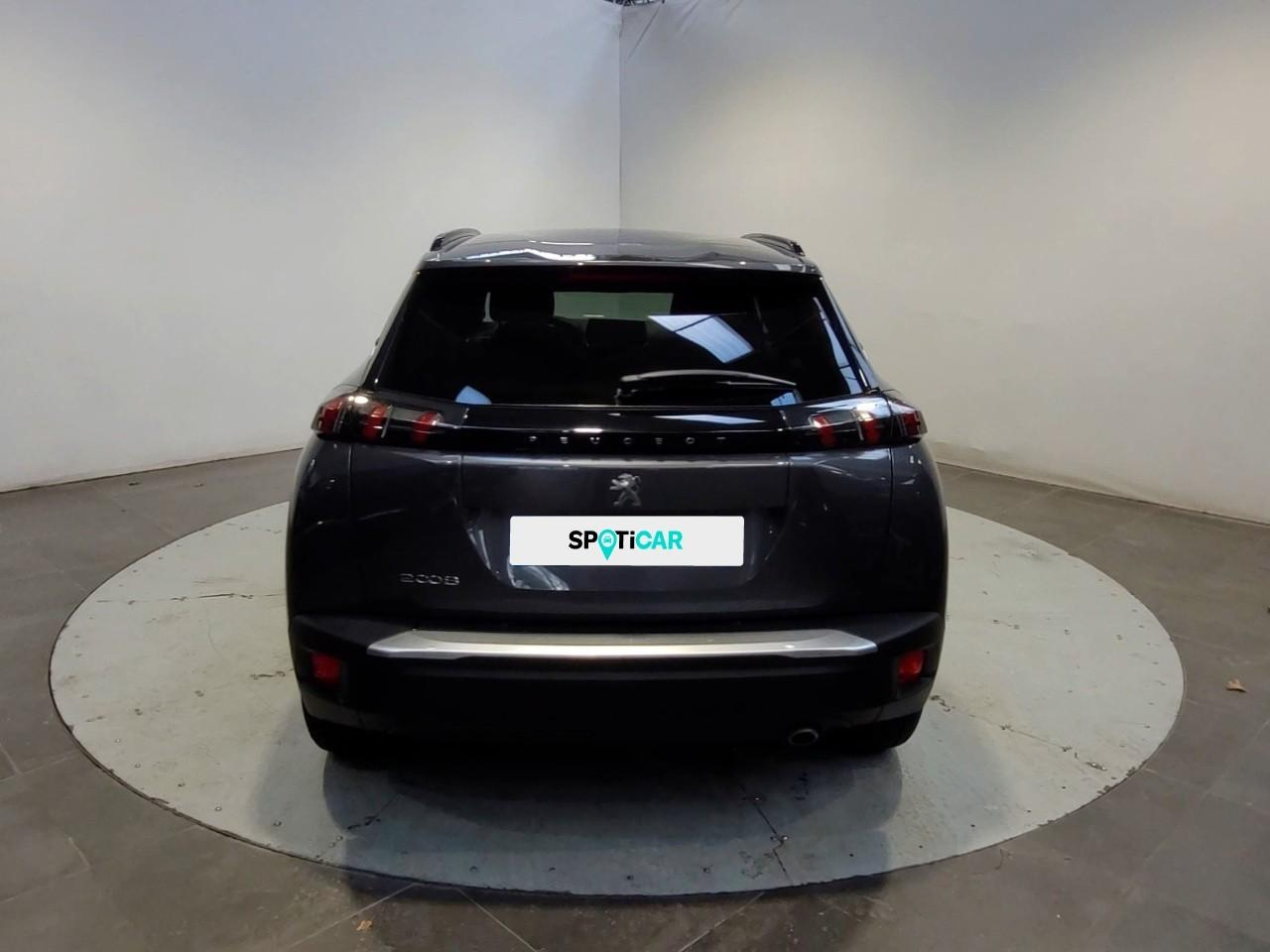 Peugeot 2008 bluehdi 130 s&s eat8 allure — photo 4