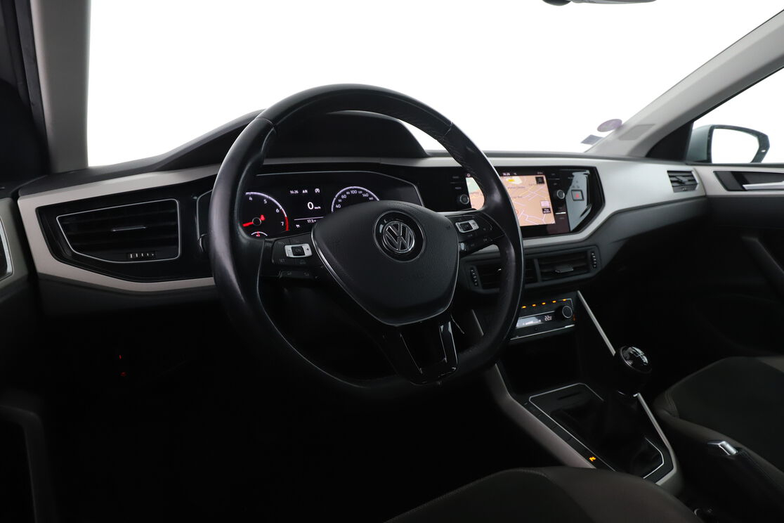 Volkswagen Polo 1.0 TSI Carat — photo 10