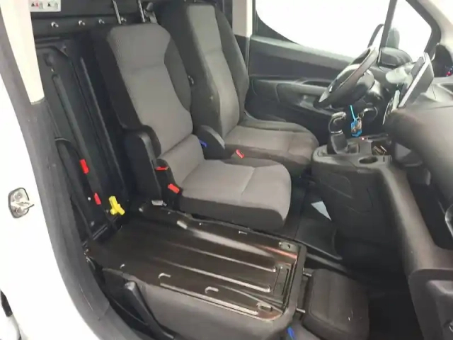 Peugeot Partner fourgon long 950 kg bluehdi 100 s&amp;s bvm5 — photo 65