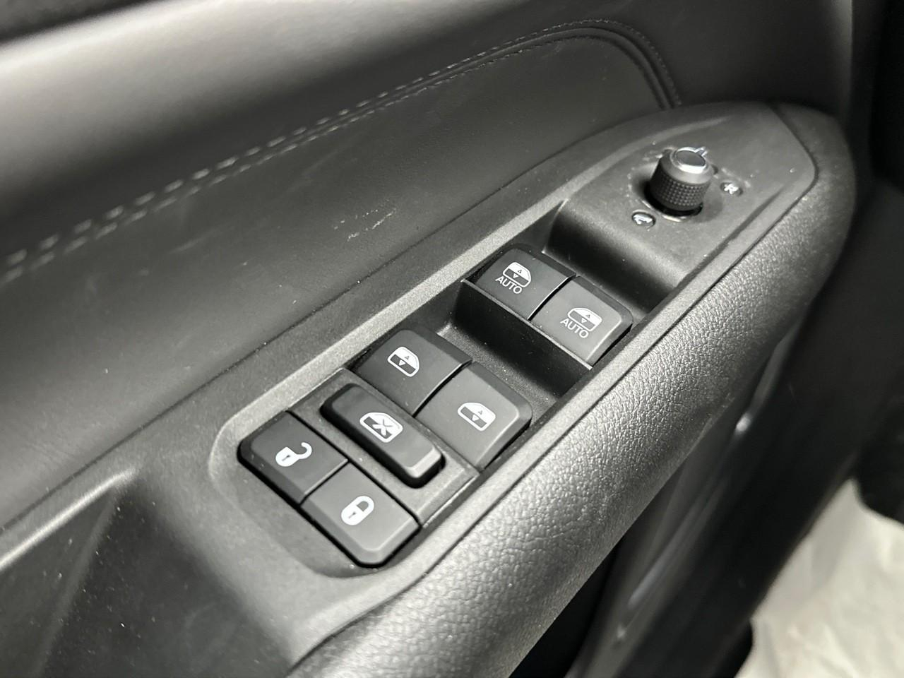 Jeep Compass 1.3 phev t4 240 ch 4xe eawd summit — photo 15