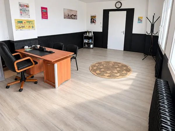 Location Bureau 28 m2 Amiens Sud proche Campus CHU