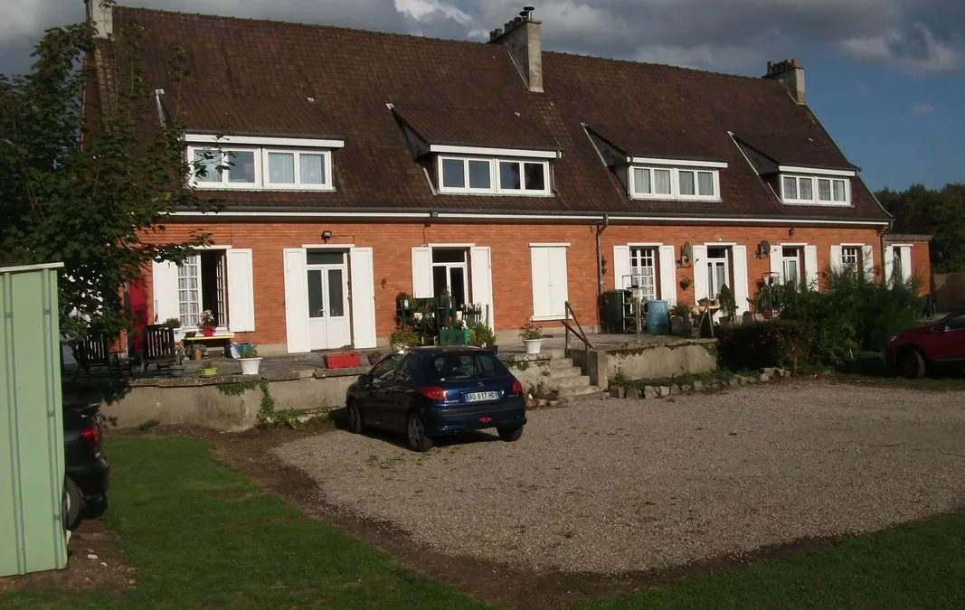 Photo 2