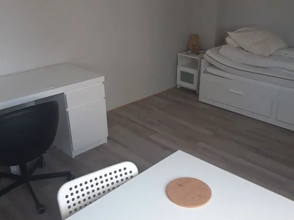 Loue studio meublé