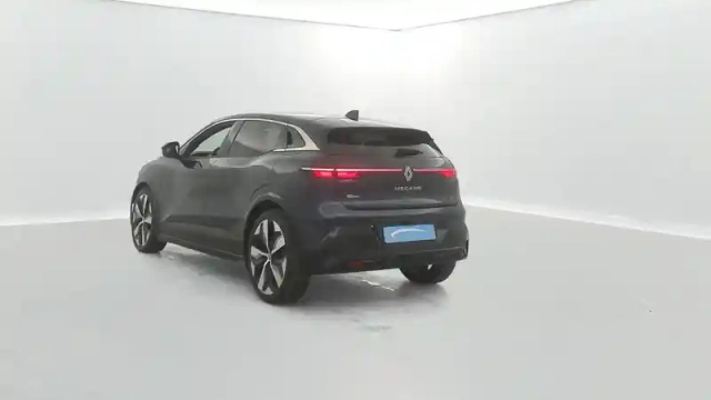 Renault Megane e-tech 220 ch autonomie confort gsr2 — photo 43