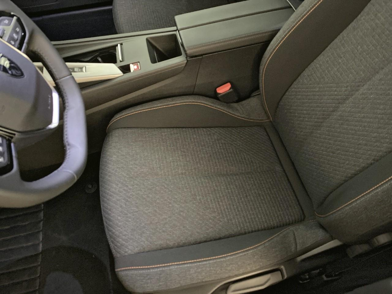 Peugeot 308 sw hybrid 145 e-dcs6 style — photo 9