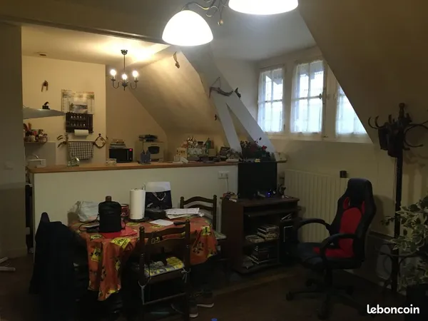 Loue appartement à Margival