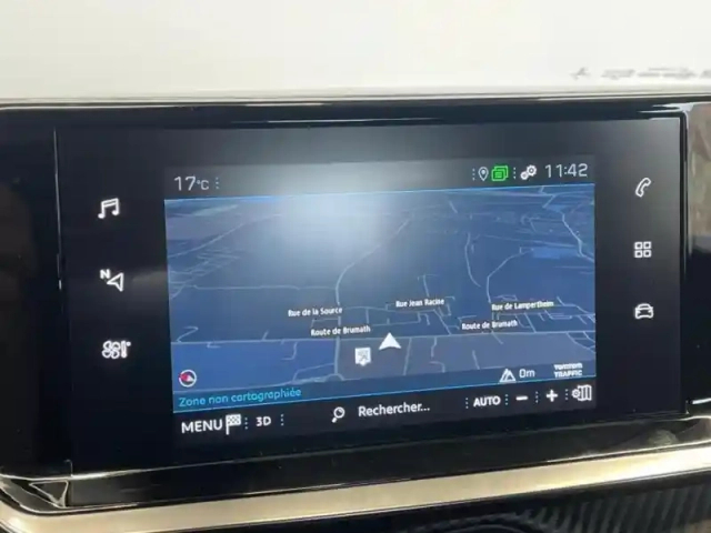 Peugeot 2008 1.2 puretech 100ch s&amp;s allure — photo 15