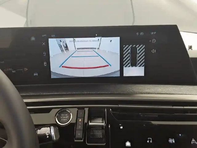 Peugeot 3008 hybrid 145 e-dcs6 — photo 18