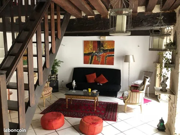 Location F2 Duplex centre ville Avallon