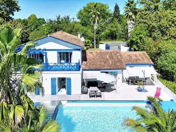 Villa 6 pièces 170 m²