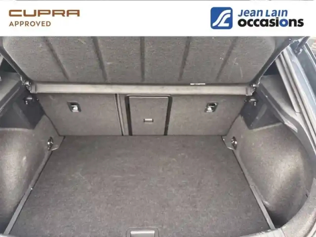 Cupra Leon 1.5 etsi hybrid 150 ch dsg7 — photo 34