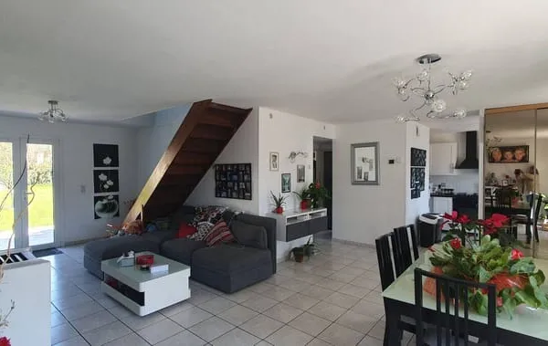 Maison 7 pièces 120 m²