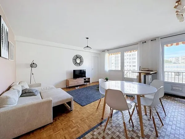 Appartement 5 pièces 81 m²