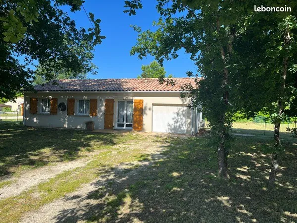 Loue maison meublée 3 chambres à Ménesplet