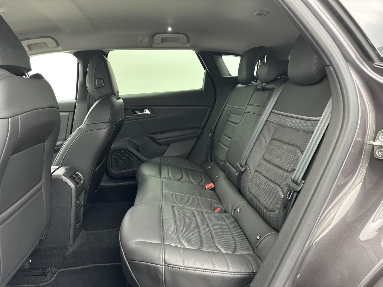 Citroën C5 X puretech 180 s&s eat8 shine — photo 12