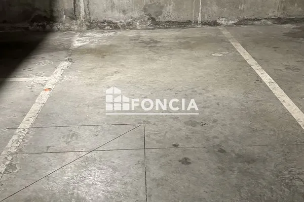 Garage et parking Location Lyon 61€