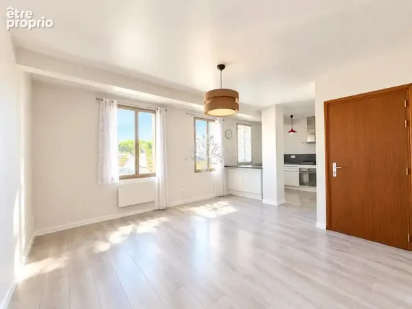 Appartement t2 - centre ville sanary sur mer