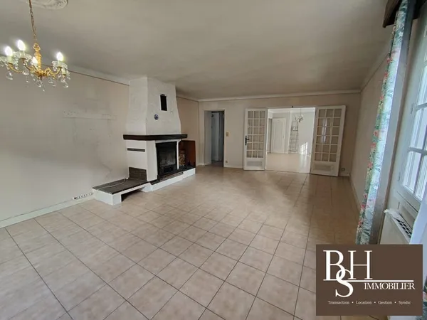 Immeuble à rénover de 281,32m² quartier Montbernage