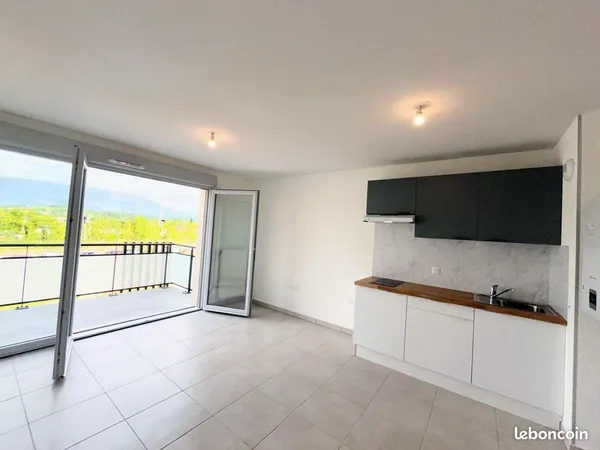 Location appartement neuf T2 40 m2 Rumilly 7 min autoroute proche commerces