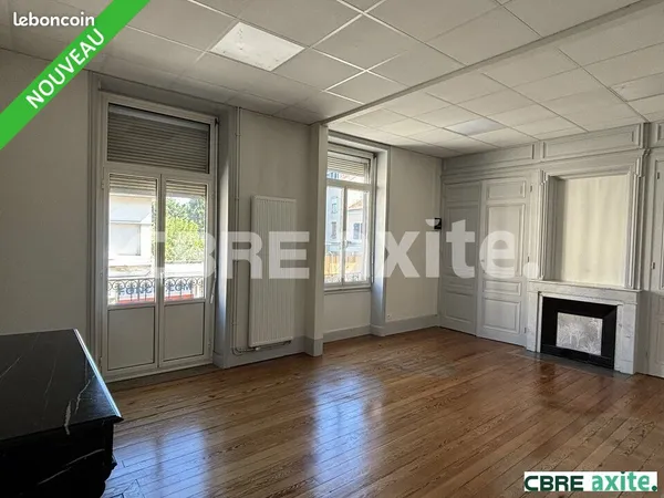 Bureaux 78 m² BOURGOIN-JALLIEU
