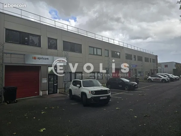 Local d'activité 259 m²