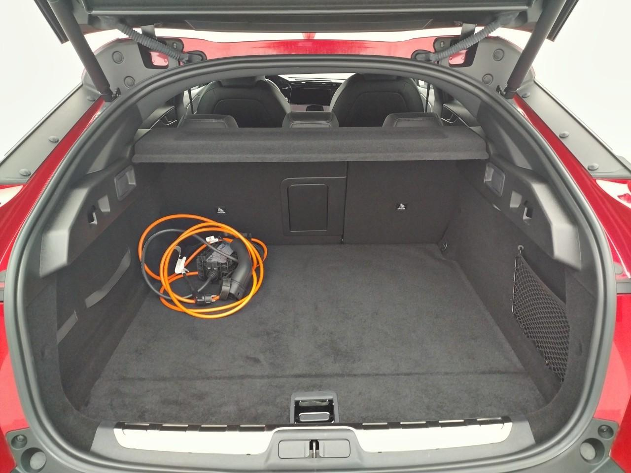 Peugeot 408 phev 225 e-eat8 gt — photo 14
