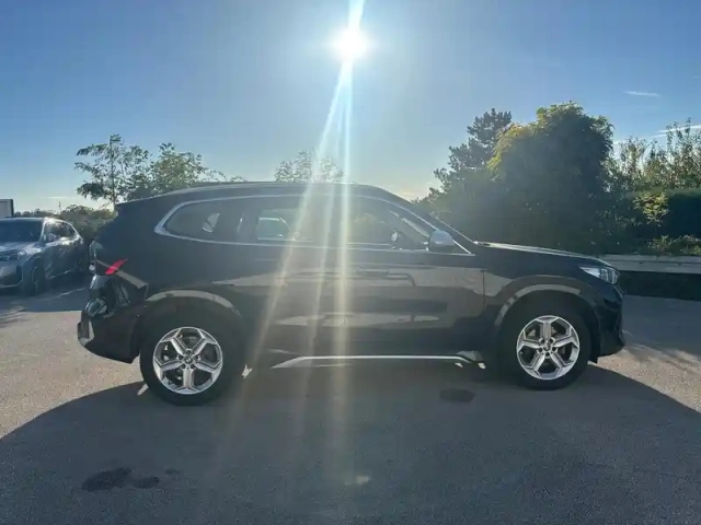 Bmw X1 sdrive18i 136ch xline — photo 4