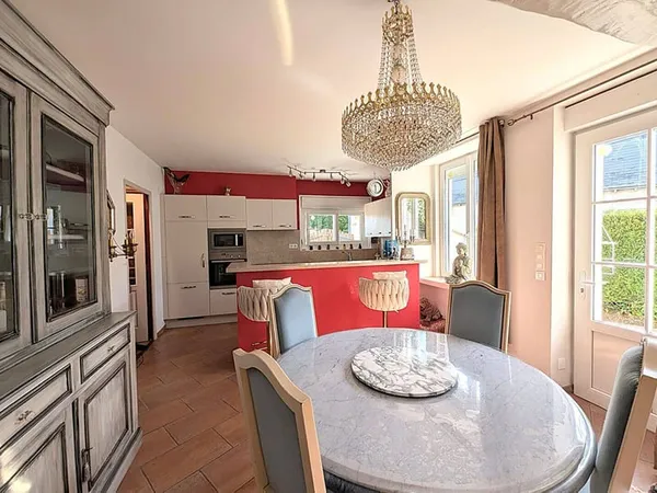 Maison 9 pièces 162 m²