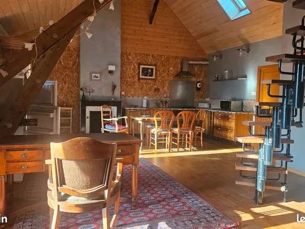 Beau loft au centre-ville
