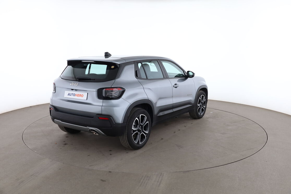 Jeep Avenger 1.2 Turbo T3 Altitude — photo 5