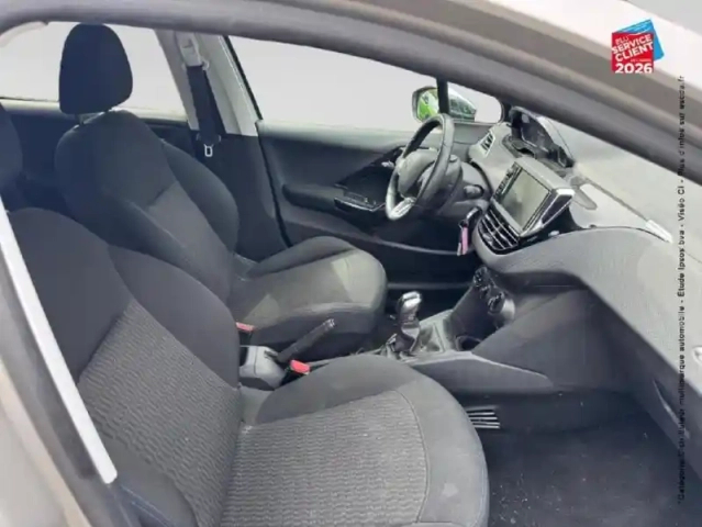 Peugeot 208 1.2 puretech 82ch style 5p — photo 20