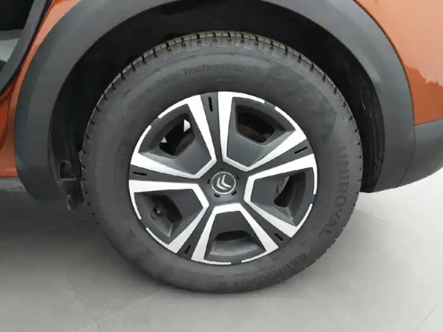 Citroën C4 e- 136 ch automatique — photo 13