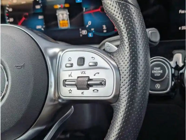 Mercedes Gla 200 d — photo 20