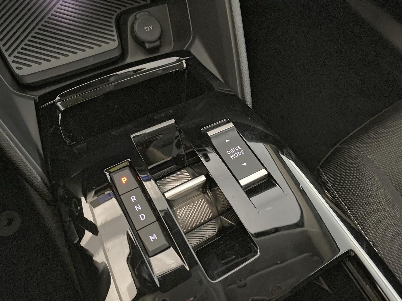 Citroën C4 hybride 136 e-dcs6 plus — photo 15