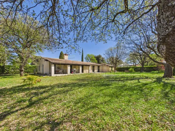 Valréas, maison de plain pied 145m2 sur 1515m2 de terrain