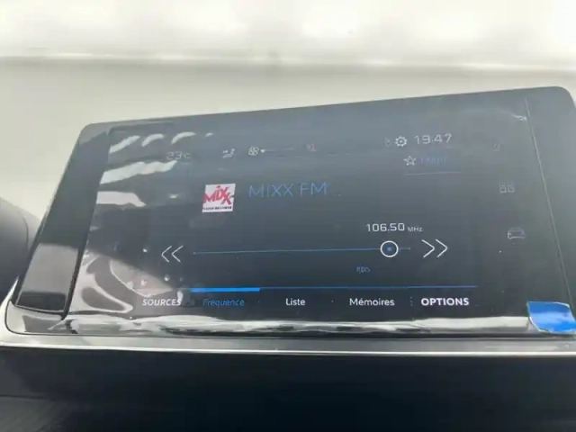Peugeot 208 puretech 75 s&amp;s bvm5 — photo 21