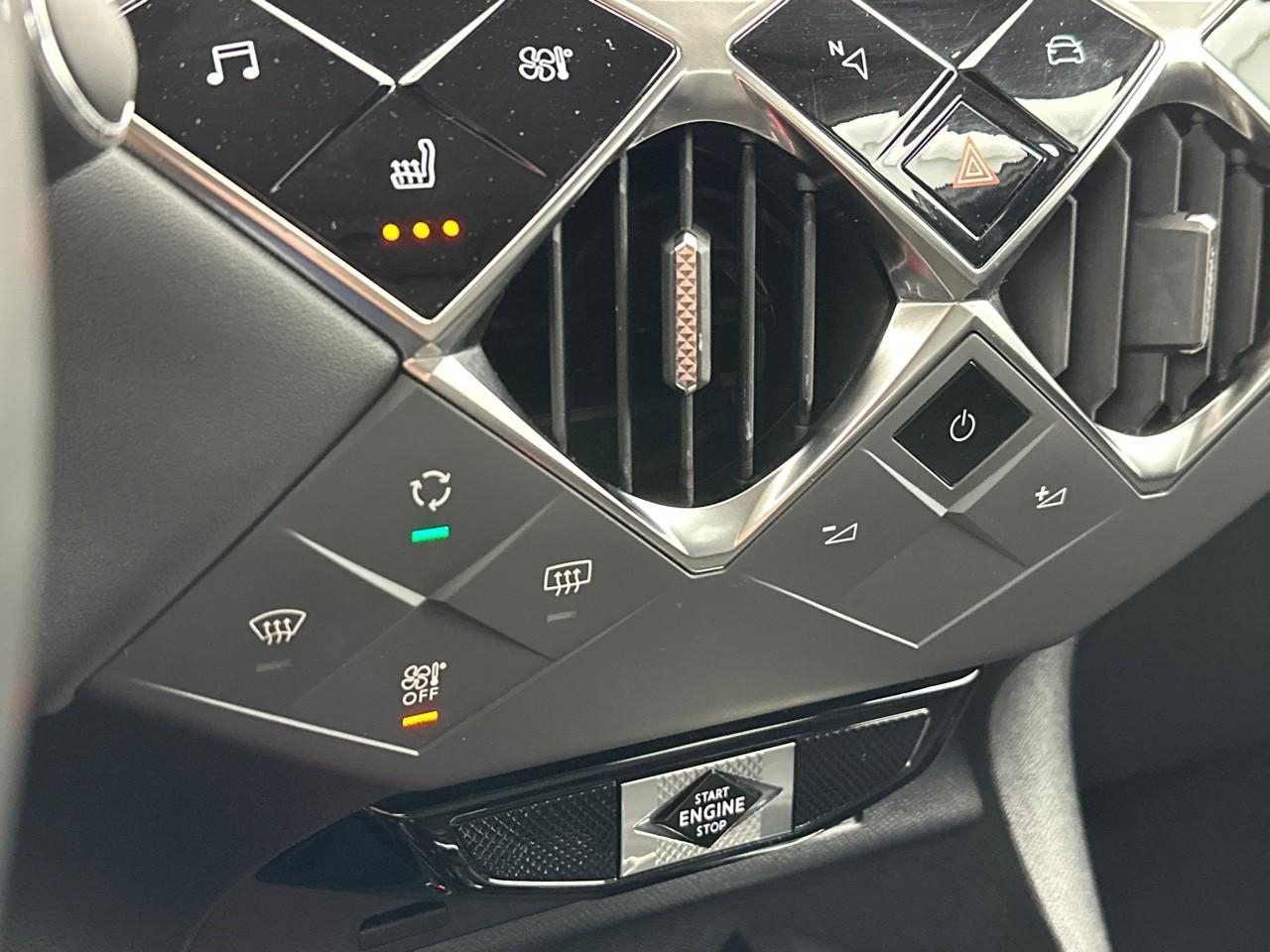 Ds Ds 3 crossback puretech 130 eat8 connected chic — photo 26
