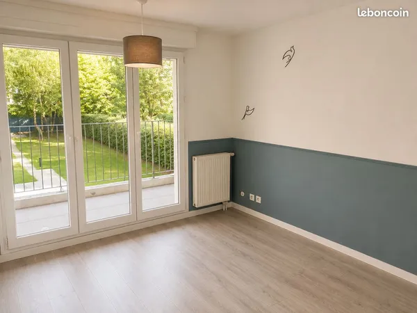Appartement T2 40 m² avec balcon et parking - Saint-Denis