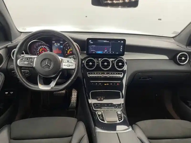 Mercedes Glc coupé 300 e 9g-tronic 4matic — photo 47