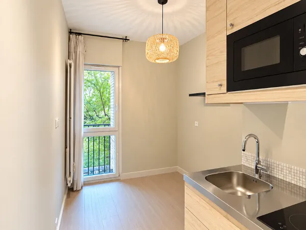 Studio 1 pièce 12 m²