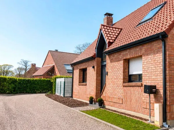 Maison individuelle - vue exceptionnelle sur champs