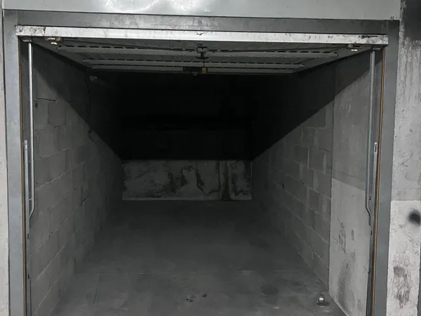 Parking 13 m²