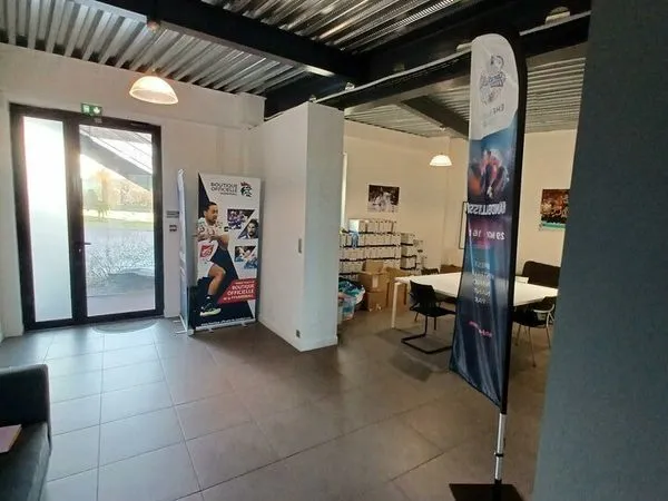 Bureaux 155 m² STE GEMMES SUR LOIRE