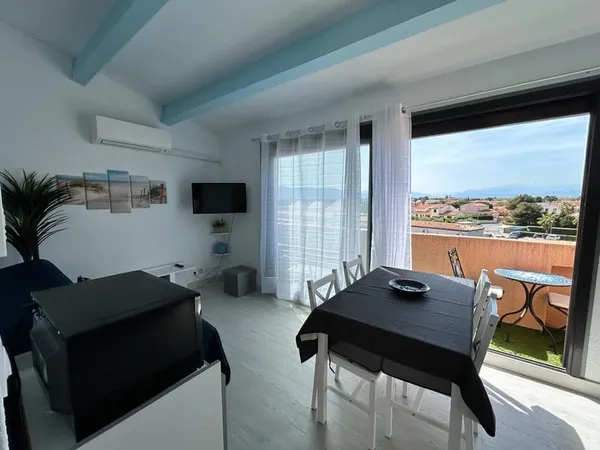 Location de vacances Saint-Cyprien-Plage bel appartement T2