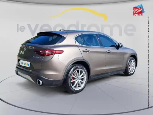 Alfa Romeo Stelvio 2.2 diesel 210ch sport edition q4 at8 sieges chauf/cuir volant chauf gps camera — photo 6