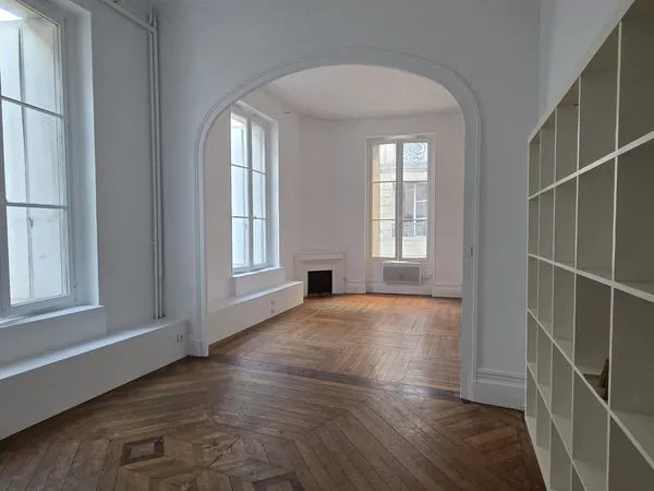 Bureaux 89 m² Bordeaux